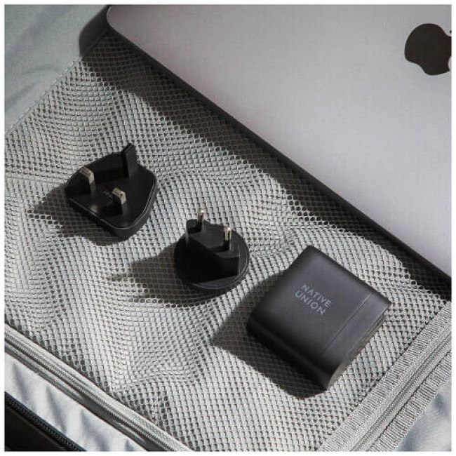 Зарядний пристрій Native Union Fast GaN Charger PD 67W Dual USB-C Port Black (FAST-PD67-BLK-INT)